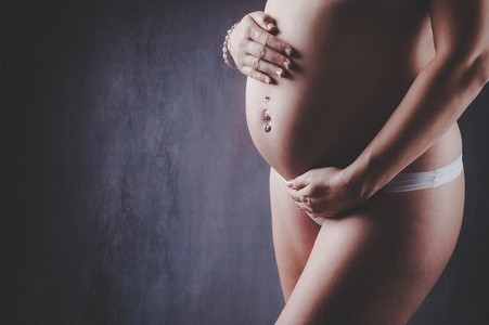 práva v těhonství a při porodu